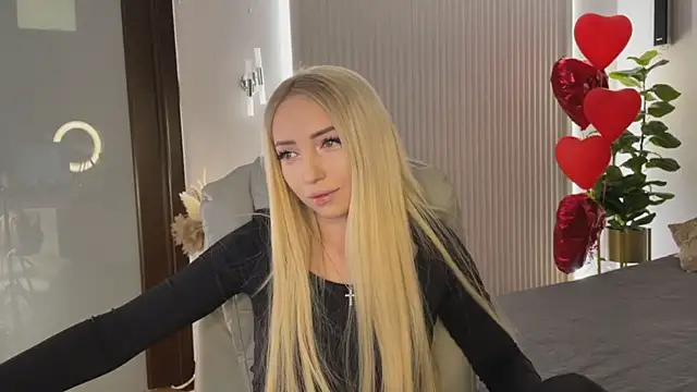 OhMyEmma online show from March 4, 1:11 am