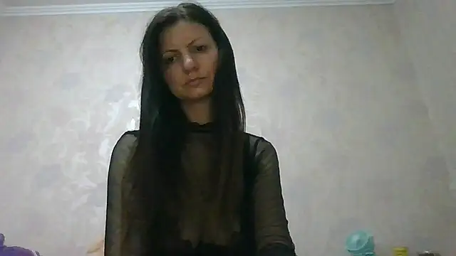 Snapshot of AliseWats chatting on July 3, 8:26 pm AliseWats online show from July 3, 8:26 pm