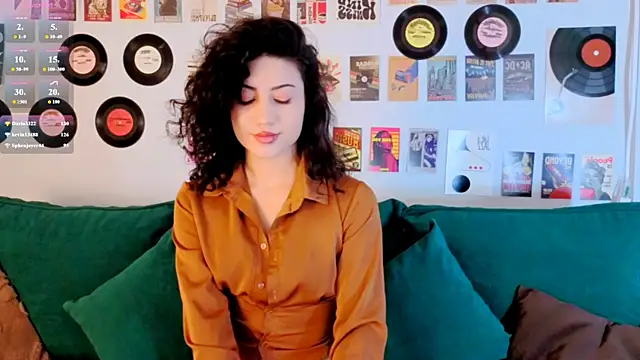 Maya Rogerss online show from July 21, 3:03 pm