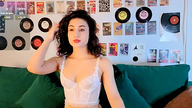 Maya Rogerss online show from July 26, 2:46 pm