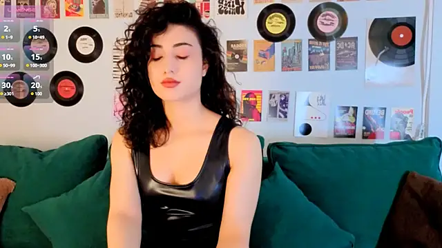Maya Rogerss online show from July 29, 2:48 pm
