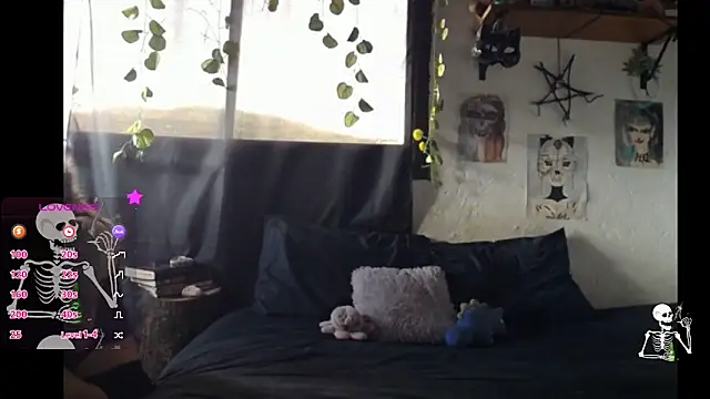 Snapshot of 420mussa chatting on November 6, 8:43 pm 420mussa online show from November 6, 8:43 pm