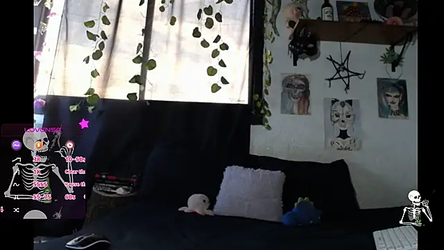 Snapshot of 420mussa chatting on November 9, 2:37 pm 420mussa online show from November 9, 2:37 pm