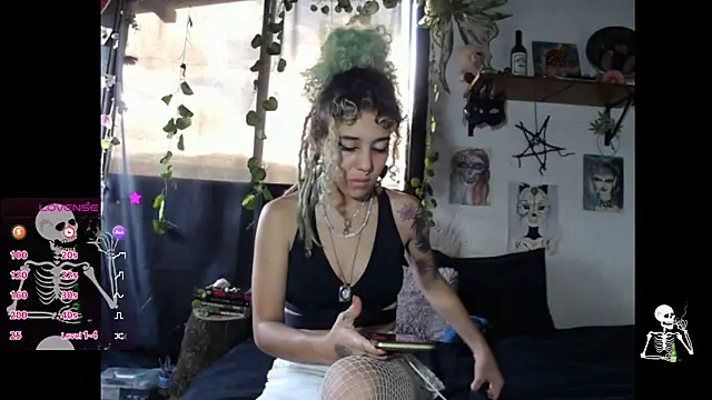 Snapshot of 420mussa chatting on November 12, 6:08 pm 420mussa online show from November 12, 6:08 pm