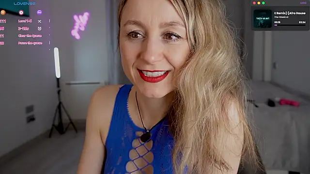   Milana     online show from February 7, 11:19 pm