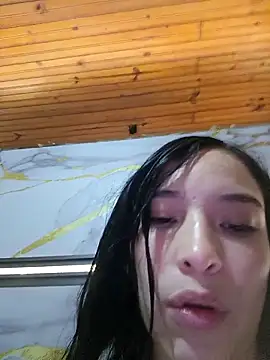 Zoebreastmilk2 online show from April 26, 6:27 pm