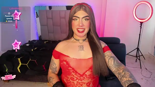 Snapshot of Sophie_whitexxx chatting on June 23, 6:39 pm Sophie whitexxx online show from June 23, 6:39 pm