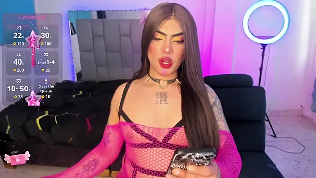 Snapshot of Sophie_whitexxx chatting on July 5, 7:10 pm Sophie whitexxx online show from July 5, 7:10 pm