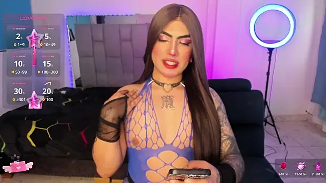 Snapshot of Sophie_whitexxx chatting on July 10, 8:00 pm Sophie whitexxx online show from July 10, 8:00 pm