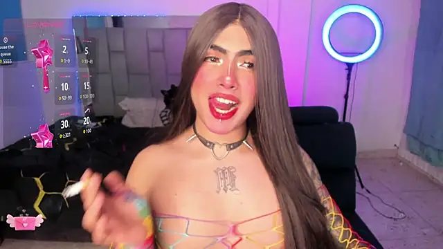 Snapshot of Sophie_whitexxx chatting on July 16, 1:44 am Sophie whitexxx online show from July 16, 1:44 am