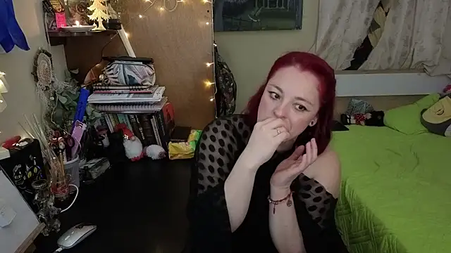 Snapshot of ValkaBlue chatting on December 17, 4:07 am ValkaBlue online show from December 17, 4:07 am