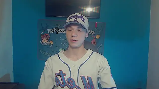 Snapshot of Burperking420_ chatting on May 7, 6:57 pm Burperking420 online show from May 7, 6:57 pm