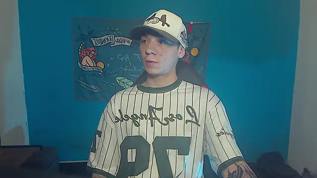 Snapshot of Burperking420_ chatting on May 21, 6:26 pm Burperking420 online show from May 21, 6:26 pm