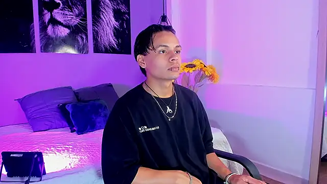 Draco collins online show from November 22, 8:30 pm