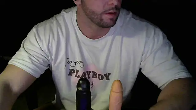 Snapshot of joeyoungboy199797 chatting on October 21, 8:31 pm joeyoungboy199797 online show from October 21, 8:31 pm