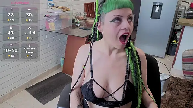 freyaa sorcerees online show from October 27, 4:22 pm