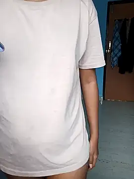 naughtyreva online show from September 22, 5:53 am