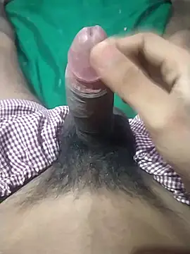 Snapshot of Lover_boy5 chatting on March 12, 10:05 am Lover boy5 online show from March 12, 10:05 am