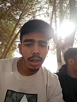 Snapshot of MATANAN31 chatting on November 12, 11:21 am MATANAN31 online show from November 12, 11:21 am