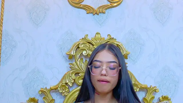 Snapshot of CataStones chatting on November 8, 8:51 pm CataStones online show from November 8, 8:51 pm