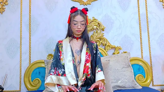 Snapshot of CataStones chatting on November 13, 9:03 pm CataStones online show from November 13, 9:03 pm