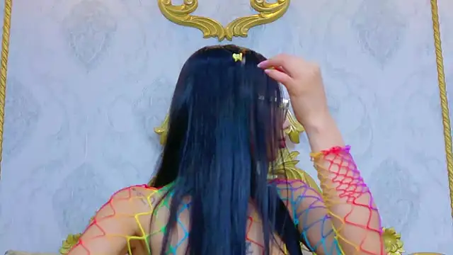 Snapshot of CataStones chatting on November 15, 8:49 pm CataStones online show from November 15, 8:49 pm