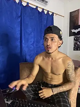 Snapshot of Zayn_kane chatting on October 28, 4:16 am Zayn kane online show from October 28, 4:16 am