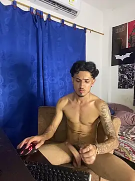 Snapshot of Zayn_kane chatting on October 30, 1:40 am Zayn kane online show from October 30, 1:40 am