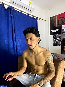 Snapshot of Zayn_kane chatting on November 8, 4:01 am Zayn kane online show from November 8, 4:01 am