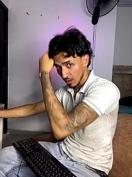 Snapshot of Zayn_kane chatting on November 8, 9:24 pm Zayn kane online show from November 8, 9:24 pm