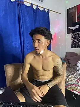 Snapshot of Zayn_kane chatting on November 20, 12:55 am Zayn kane online show from November 20, 12:55 am