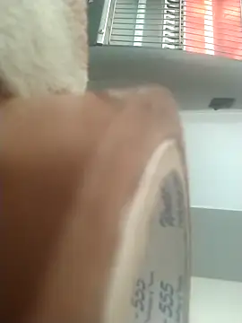 Snapshot of hotroci chatting on March 9, 5:11 am hotroci online show from March 9, 5:11 am