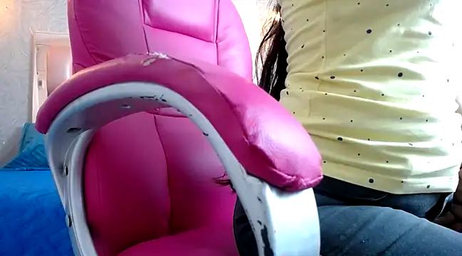 margott 22  online show from March 18, 6:26 pm