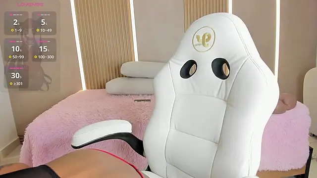 stephany summer online show from March 14, 7:52 pm