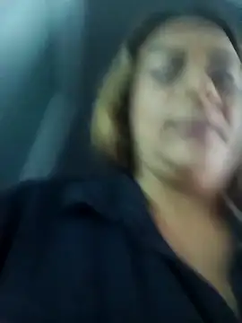 Snapshot of Milf-Prettyboobs chatting on March 18, 7:17 pm Milf-Prettyboobs online show from March 18, 7:17 pm