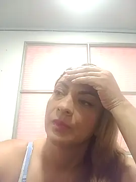 Snapshot of Milf-Prettyboobs chatting on March 27, 9:36 pm Milf-Prettyboobs online show from March 27, 9:36 pm