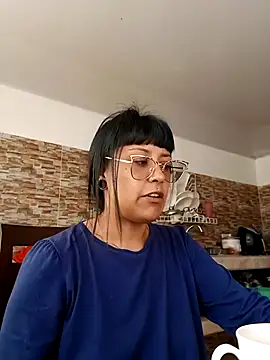 Snapshot of DaniPoison chatting on March 16, 1:27 pm DaniPoison online show from March 16, 1:27 pm