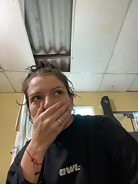 Snapshot of val_zx chatting on September 9, 3:55 pm val zx online show from September 9, 3:55 pm