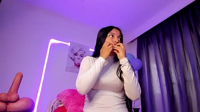 sweet cinamon online show from February 13, 3:30 pm