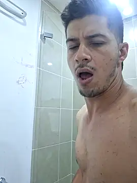 Snapshot of piterr_hot chatting on March 8, 10:43 am piterr hot online show from March 8, 10:43 am