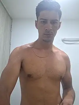 Snapshot of piterr_hot chatting on March 16, 12:00 pm piterr hot online show from March 16, 12:00 pm