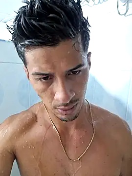 Snapshot of piterr_hot chatting on March 21, 8:28 am piterr hot online show from March 21, 8:28 am