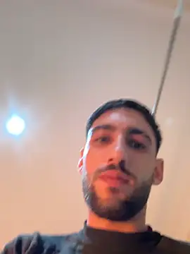 Snapshot of Vergon21cmdotado chatting on April 13, 10:04 pm Vergon21cmdotado online show from April 13, 10:04 pm