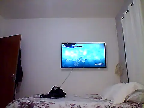 Snapshot of nandocost4 chatting on October 7, 2:42 am nandocost4 online show from October 7, 2:42 am