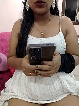 priya 00143 online show from April 17, 5:27 pm