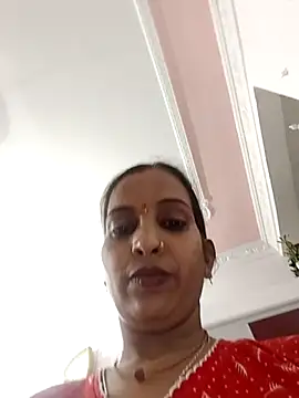 Hotty-Nidhi online show from March 31, 4:18 pm