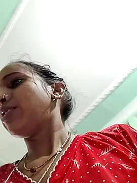 Hotty-Nidhi online show from April 3, 5:05 am