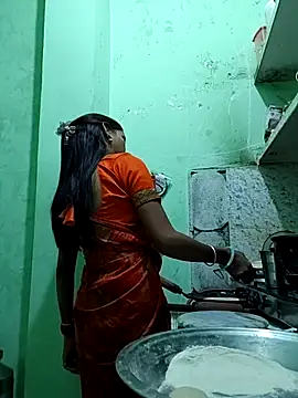 Snapshot of Hotty-Nidhi chatting on June 9, 4:51 pm Hotty-Nidhi online show from June 9, 4:51 pm