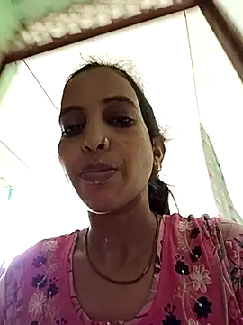 Snapshot of Hotty-Nidhi chatting on July 2, 3:45 am Hotty-Nidhi online show from July 2, 3:45 am