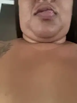 Snapshot of putinhacam1 chatting on March 8, 11:37 am putinhacam1 online show from March 8, 11:37 am